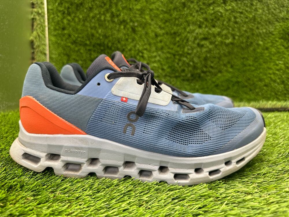 On Running Cloudstratus 39.99213 Athletic Sneaker Men's 11 Blue Mesh Gym Sports